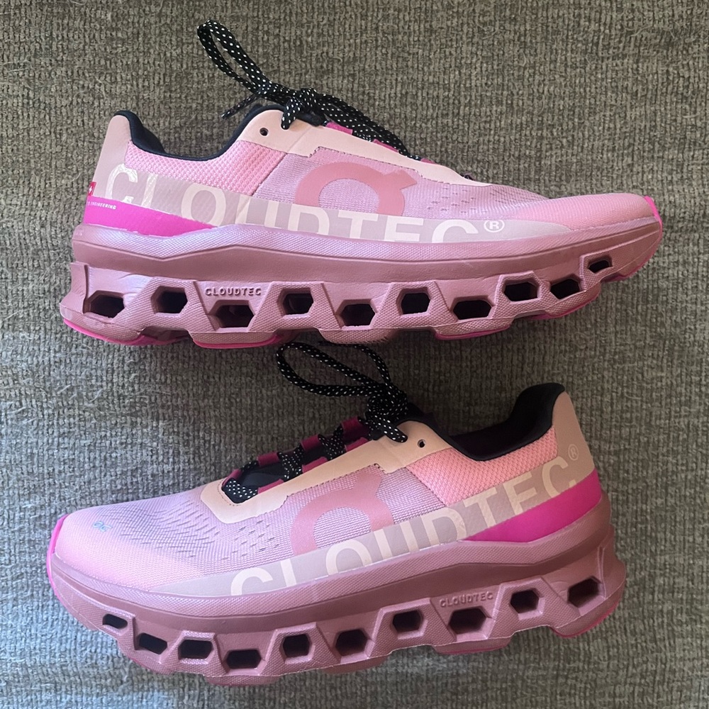 On Cloud cloudmonsters women’s
